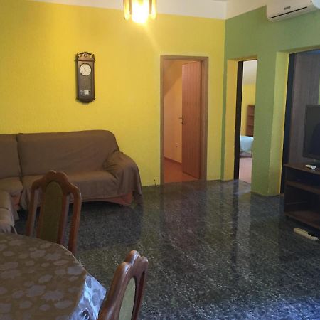 Apartment Lela Mali Lošinj Dış mekan fotoğraf